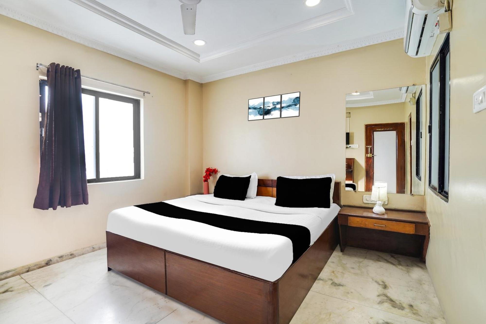 Super Hotel O Pithampur Formerly Ganga Residency Akolia Eksteriør bilde
